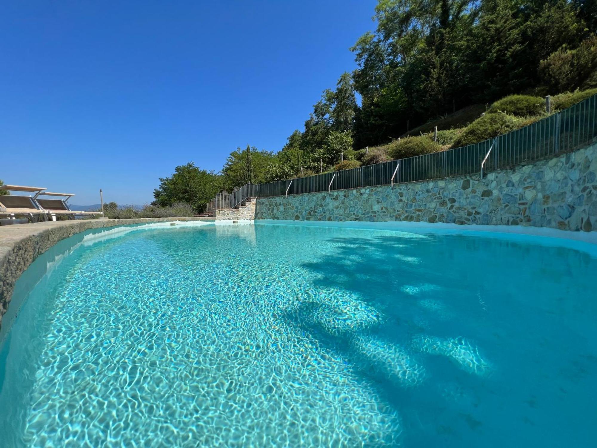 Podere Beatrice 20 Pax By Villasretreats Bardine di San Terenzo Bagian luar foto