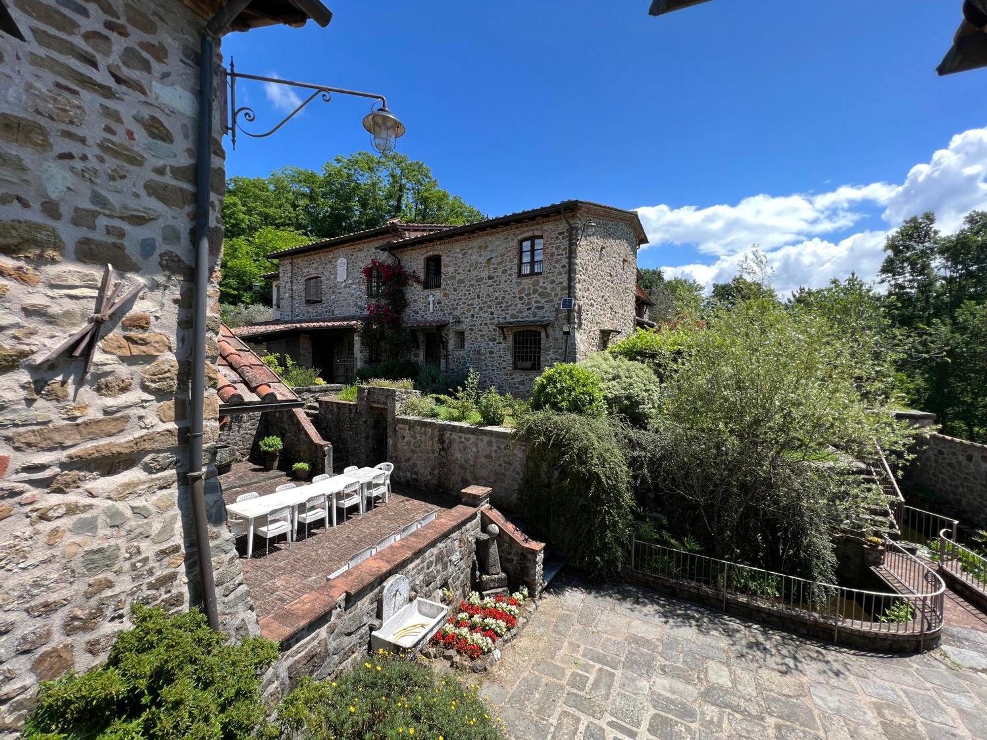 Podere Beatrice 20 Pax By Villasretreats Bardine di San Terenzo Bagian luar foto
