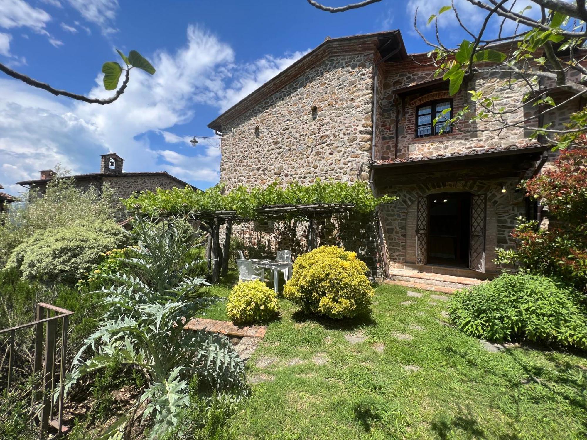 Podere Beatrice 20 Pax By Villasretreats Bardine di San Terenzo Bagian luar foto