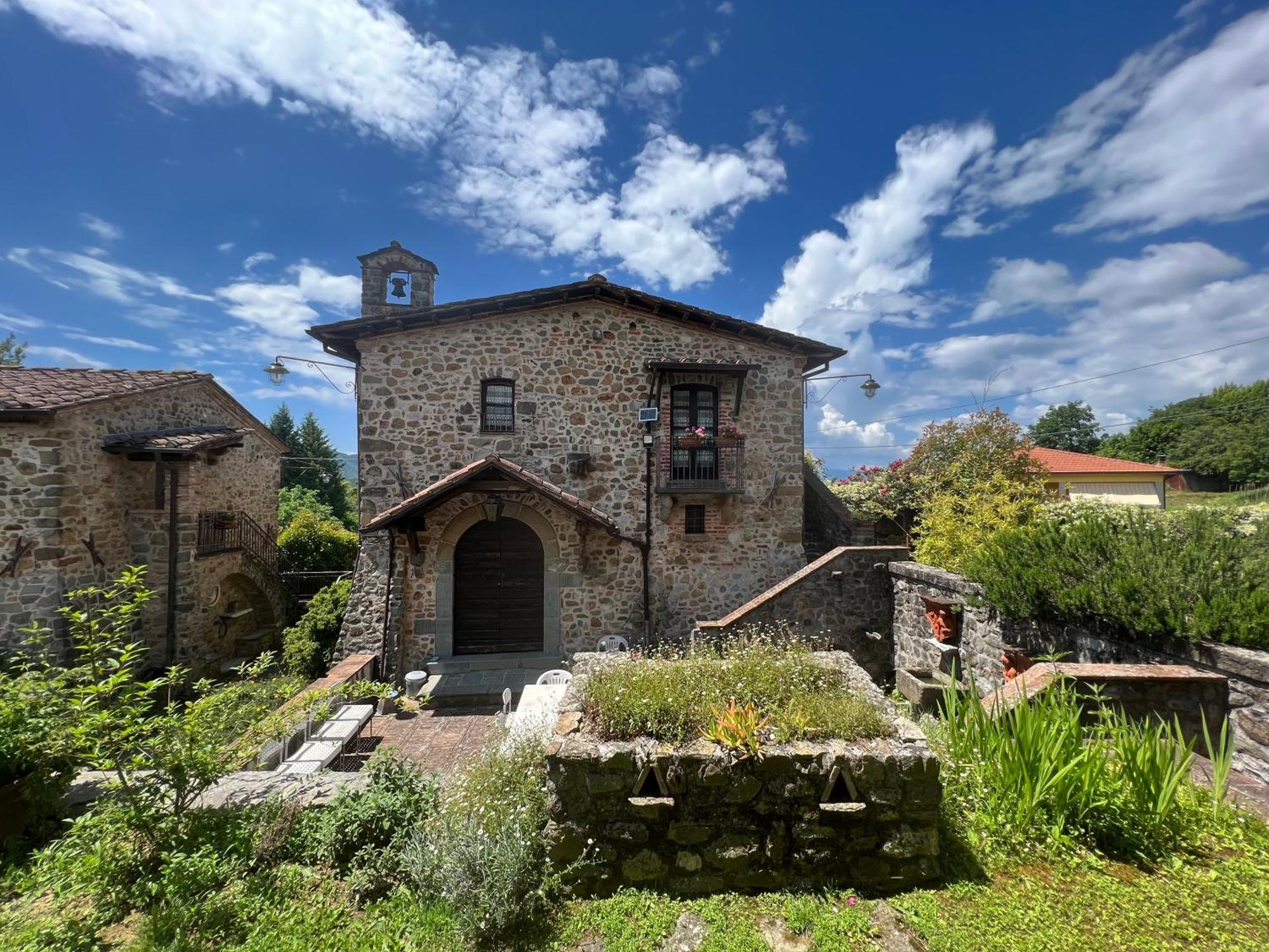 Podere Beatrice 20 Pax By Villasretreats Bardine di San Terenzo Bagian luar foto