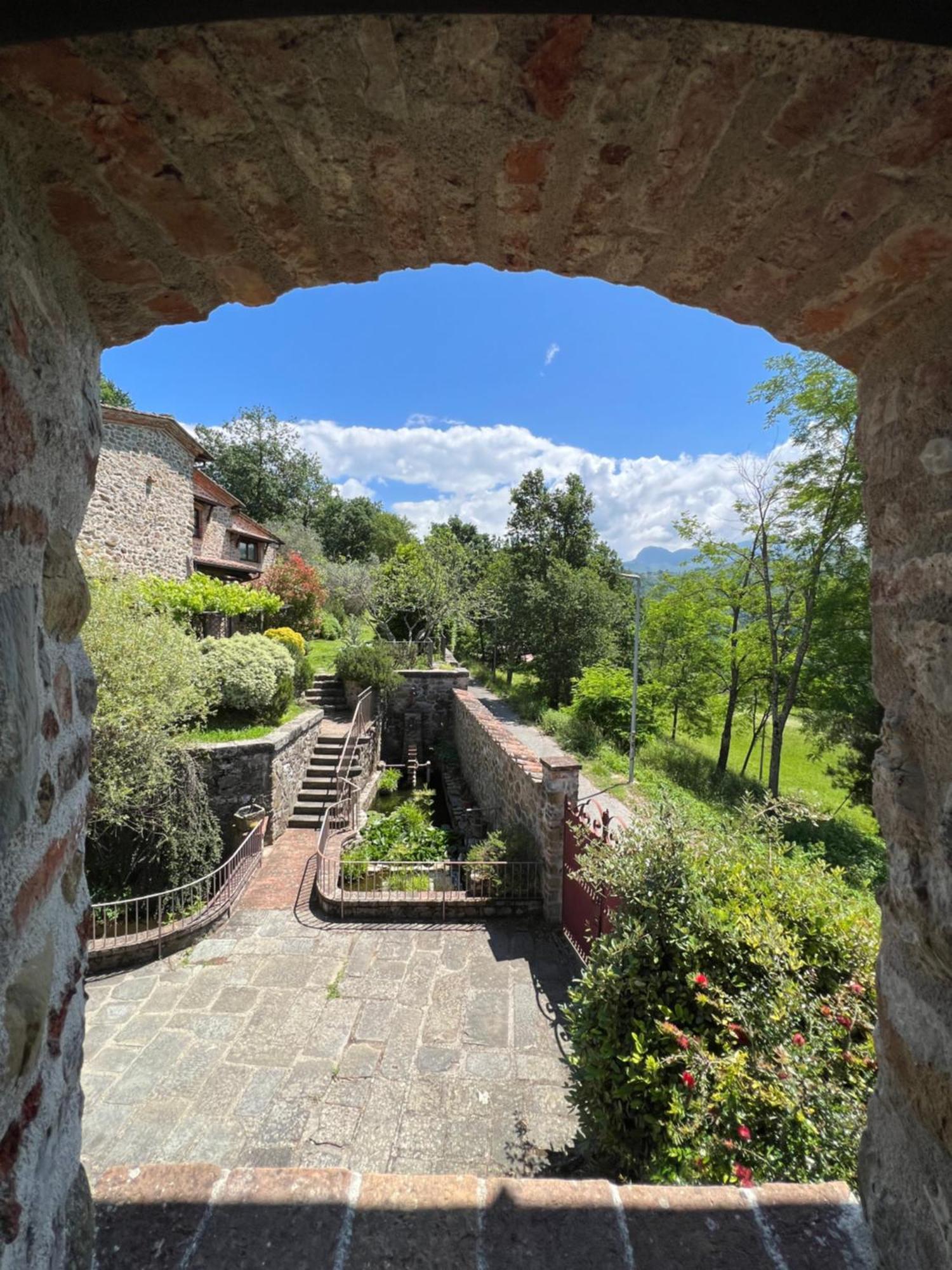 Podere Beatrice 20 Pax By Villasretreats Bardine di San Terenzo Bagian luar foto