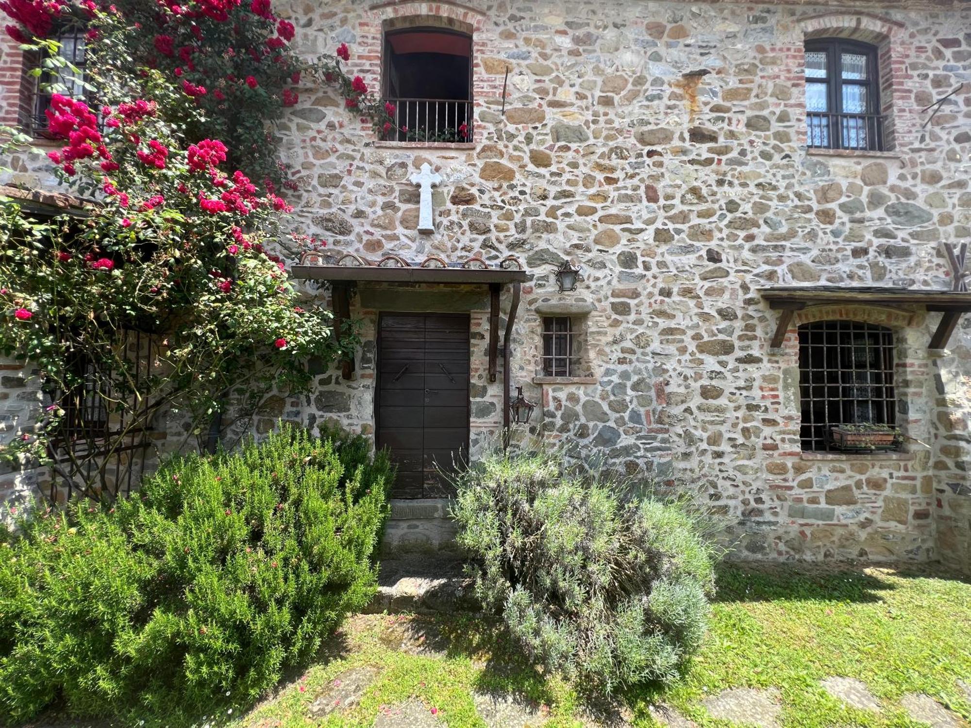 Podere Beatrice 20 Pax By Villasretreats Bardine di San Terenzo Bagian luar foto