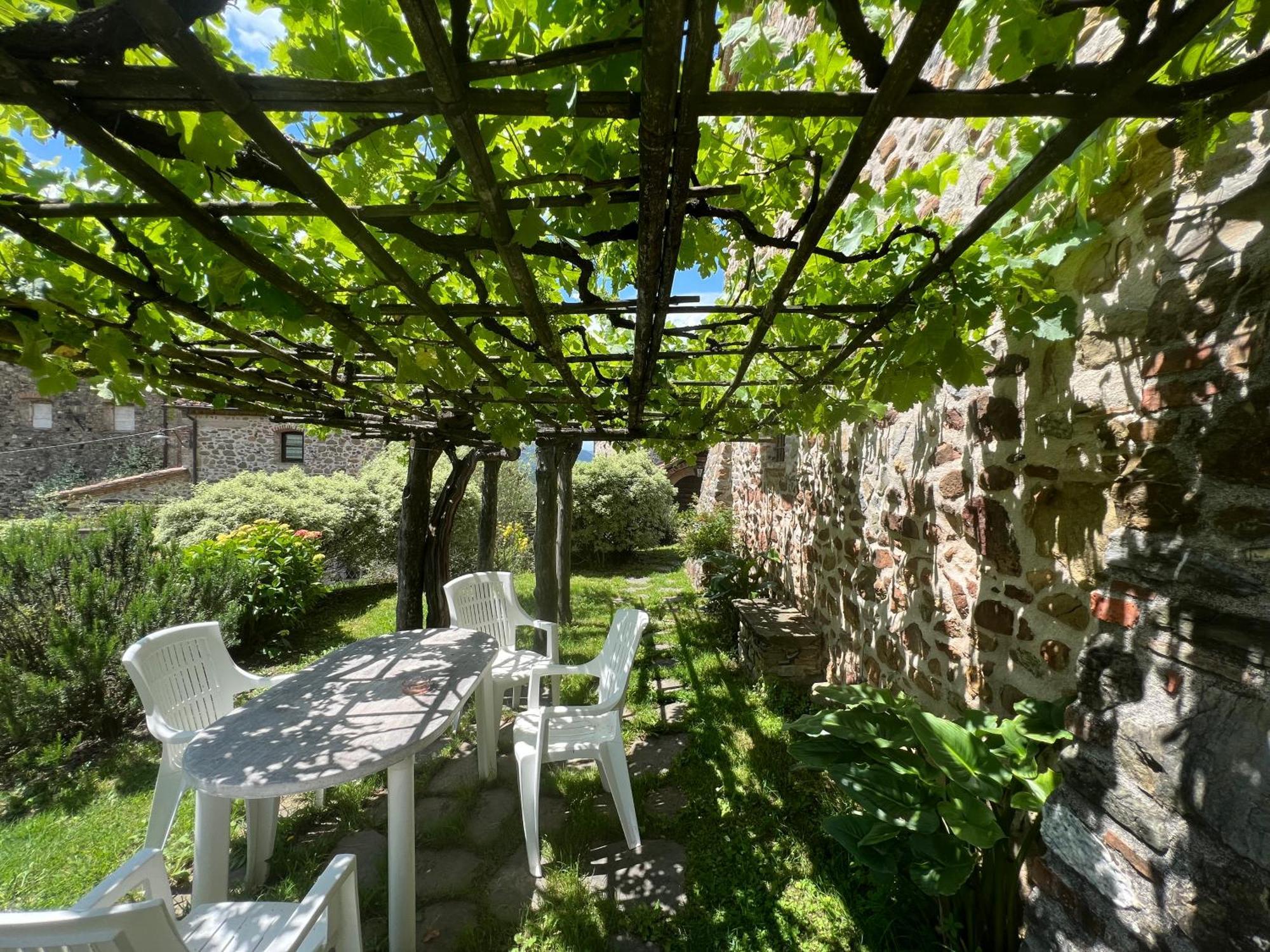 Podere Beatrice 20 Pax By Villasretreats Bardine di San Terenzo Bagian luar foto